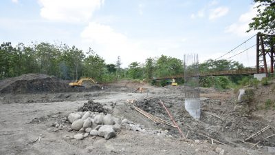 Pembangunan Jembatan Kaca Dilanjutkan, Hendi Minta Tepat Waktu
