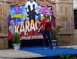 Karaoke Janda dan Duda Meriahkan HUT ke 77 RI di Blora