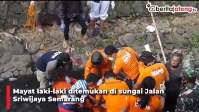 [Video] Mayat Mengapung Ditemukan di Jalan Sriwijaya Semarang