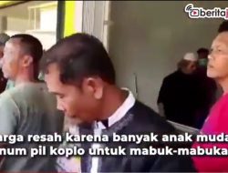 [Video] Geregetan, Warga di Cilacap Gerebek Warung Diduga Jual Pil Koplo