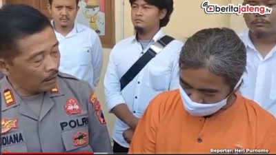 [Video] Mabuk Berat, Pengunjung Kafe Aniaya Polisi