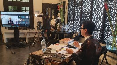Beri Ruang Kreatif Bagi Pelajar SMK di Kudus dengan Batik Kudus In Fashion