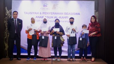 Hotel Ciputra Semarang Salurkan Beasiswa Pendidikan