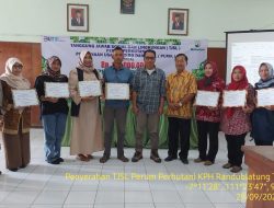 Perhutani Gelontorkan Pinjaman Lunak Ratusan Juta Rupiah Kepada UMKM di Blora