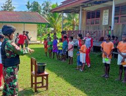 Peduli Kesehatan Anak, Satgas Yonif 405/SK Ajarkan Gosok Gigi Dan Cuci Tangan di Papua