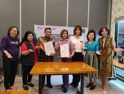 Rotary District 3420 Serahkan 500 Closet Jongkok ke Dinpermades P2KB Kabupaten Banjarnegara