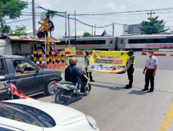 Angka Kecelakaan Tinggi, KAI Imbau Masyarakat Patuhi Rambu Lalin dan Tak Beraktifitas di Jalur KA
