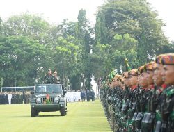 Upacara HUT TNI ke-77 dan HUT ke-72 Kodam IV/Diponegoro Berlangsung Khidmat