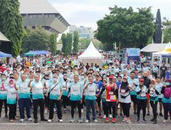 Seribu Pelari Ramaikan Harmoni Fun Run 5K FK Undip