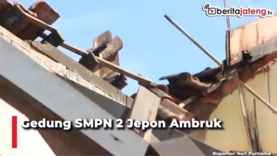 [Video] Gedung SMPN 2 Jepon Blora Ambruk