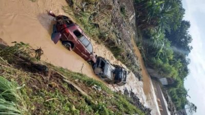 Perumahan Wahyu Utomo Porak Poranda Diterjang Banjir, 5 Motor dan 3 Mobil Tersapu Banjir