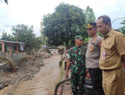 Tinjau Banjir di Wahyu Utomo, Iswar Akan Investasi Fungsi Lahan di Wilayah Atas