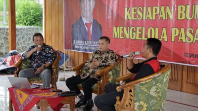 BUMDes Didorong Profesional saat Kelola Pasar Desa