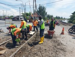 DAOP 4 Semarang Perbaiki Jalur Perlintasan Sebidang Jalan Ronggowarsito