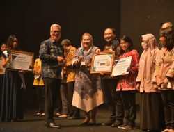 Pemkot Semarang Raih Dua Penghargaan di Ajang Indonesia Healthcare Innovation Awards
