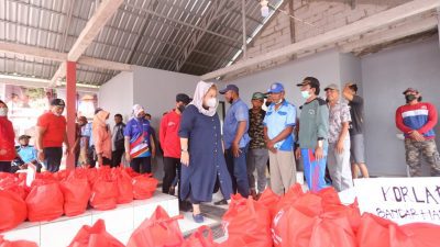 Pemkot Gandeng BPJS Ketenagakerjaan Serahkan Bantuan Ringankan Beban Nelayan di Semarang
