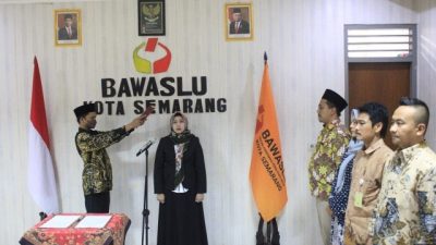 Pelantikan PAW Anggota Bawaslu Kota Semarang, Rahmat Bagja Berpesan Gerak Cepat Awasi Pemilu