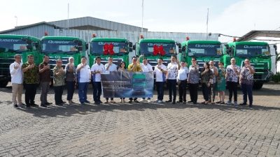 Astra UD Trucks Lakukan Serah Terima 32 Unit Quester Euro 5 di Akhir 2022