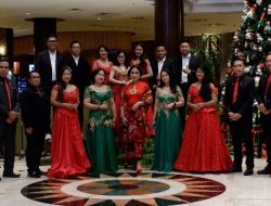 Hotel Ciputra Semarang Gelar Paduan Suara Sambut Natal