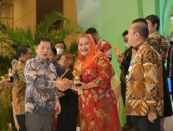 Pemkot Semarang Sabet Penghargaan Terbaik Pembangunan Berkelanjutan dan Smart Economy