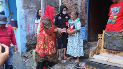 700 Keluarga Terdampak Rob, Ita Berikan Bantuan Logistik Warga Tambaklorok