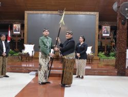 Hadiri Kirab Pusaka, KGPAA Mangkunegara X Doakan Blora Semakin Maju