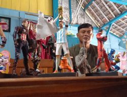 Kreatif! Mantan Kuli Bangunan di Blora Alih Profesi Jadi Perajin Patung Action Figur