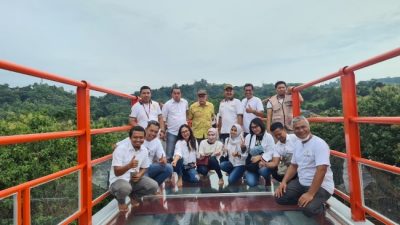 Dewan Minta Pemkot Semarang Lengkapi Fasilitas Umum Jembatan Kaca Tinjomoyo