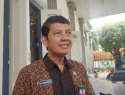 Disdukcapil Semarang Sigap Bantu Kepengurusan Administrasi Penduduk yang Hilang Akibat Banjir