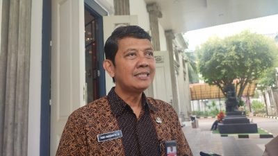 Disdukcapil Semarang Sigap Bantu Kepengurusan Administrasi Penduduk yang Hilang Akibat Banjir
