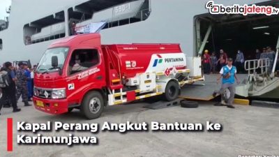 [Video] Kapal Perang Angkut Bantuan ke Karimunjawa