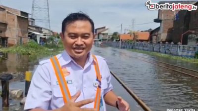 [Video] Banjir, Ribuan Penumpang Kereta Api Batalkan Keberangkatan