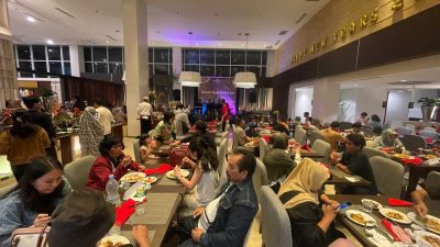 Kemeriahan Dinner Tahun Baru Malam Kenangan Hotel Santika Pekalongan