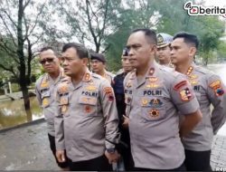 [Video] Polisi Patroli ke Perumahan yang Ditinggal Penghuni Mengungsi