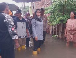Pemkab Demak Operasikan Pompa Portabel Atasi Banjir yang Masih Menggenang