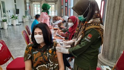 70 Persen Warga Semarang Bisa Lakukan Vaksin Booster Kedua