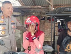 Tangis Bahagia Pasutri Dapat Bantuan Motor Roda Tiga dari Polres Blora