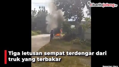 [Video] Truk Mixer Terbakar, Warga Dengar Letusan