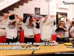 [Video] Momen Relawan GP Mania Lepas Kaos dan Atribut Ganjar Pranowo
