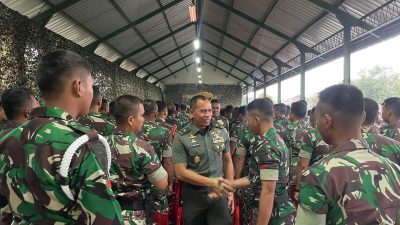 Kasdam IV/Diponegoro Beri Motivasi Prajurit Naga Pakca