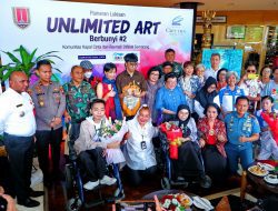40 Lukisan Karya Difabel Hiasi Lobi Hotel Ciputra Semarang
