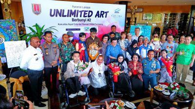 40 Lukisan Karya Difabel Hiasi Lobi Hotel Ciputra Semarang