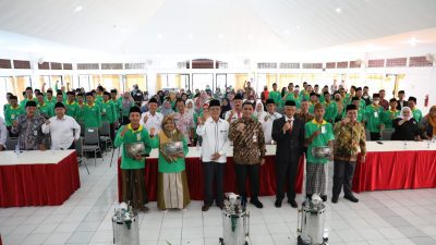Ratusan Santri Dilatih Usaha Laundry upaya Ponpes Makin Mandiri