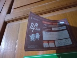 Bawaslu Soroti Ribuan Stiker Terlepas, KPU Blora Akui Kualitas Lemnya Jelek