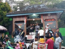 Ramadhan Tiba, Ribuan Orang Gelar Padusan di Sendang Nyatnyono