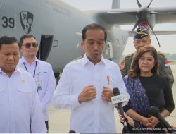 Bermandikan Air Kembang, Pesawat Super Hercules Baru Diserahkan Jokowi