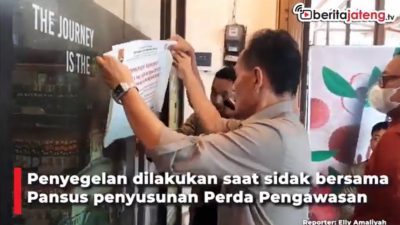 [Video] Outlet Penjual Minuman Alkohol Disegel Satpol PP