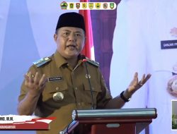 Jalan Rusak di Area Solo Raya, Ganjar: Saya Tidak Punya Duit!
