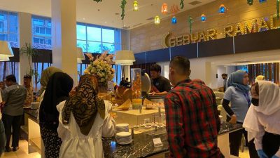 Buka Puasa dengan Menu Arabic Food dan Turkish Coffee di Hotel Santika Pekalongan
