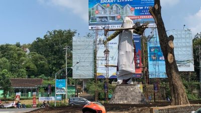 Patung Penari di Simpang Kaliwiru Masih Ditutup dan Akan Diperbaiki Agar Tak Tampak Seram